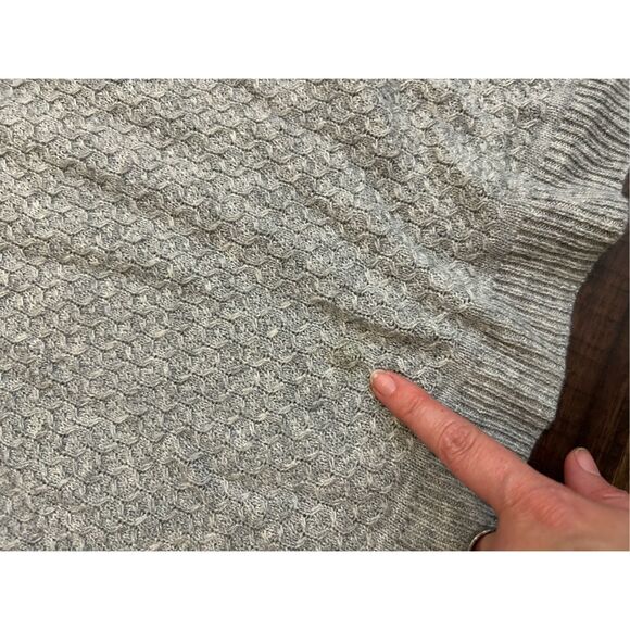 Talbots Gray Lambs Wool Blend Knit Sweater Size Medium - Picture 2 of 8